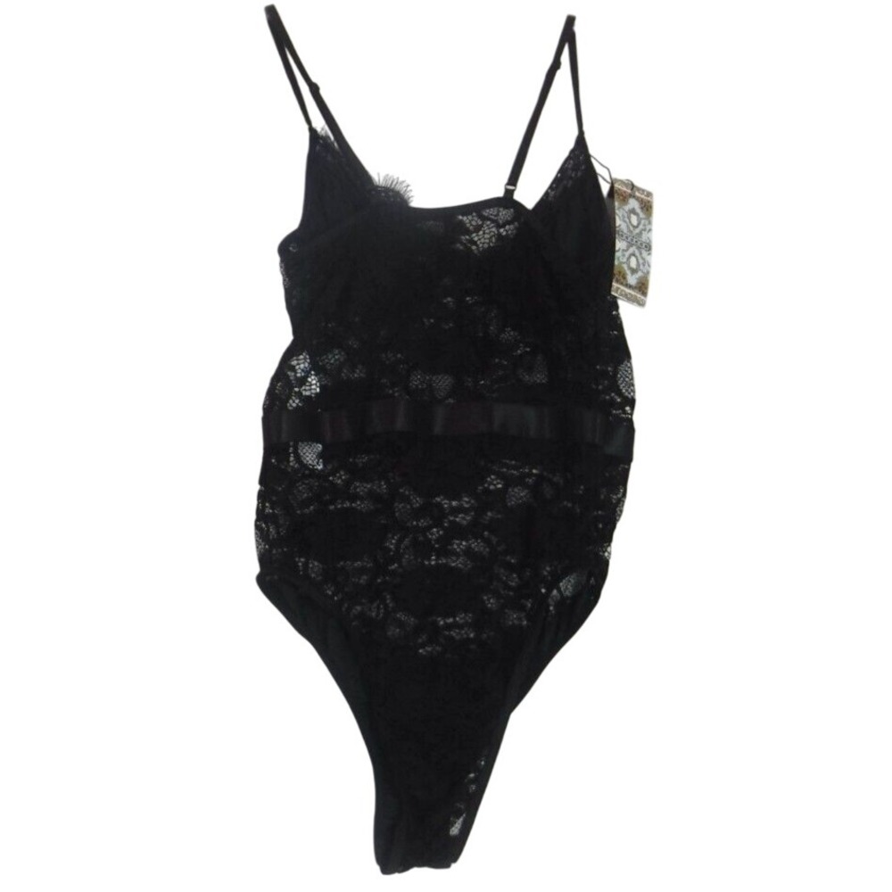 Boohoo Black Lace Bodysuit Eyelash Trim Satin Ribbon Adjustable Straps NWT